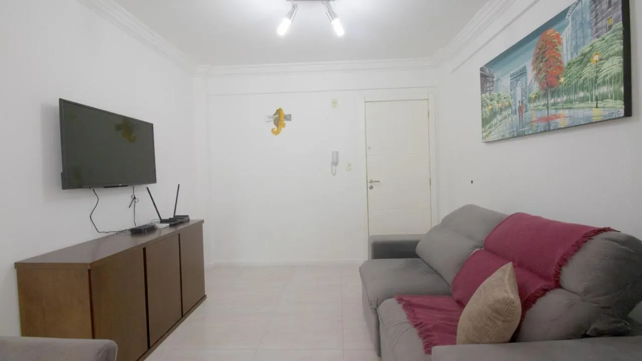 Apto 2Q C/ Churrasq. No Centro - Bombinhas Caa103 Apartment
